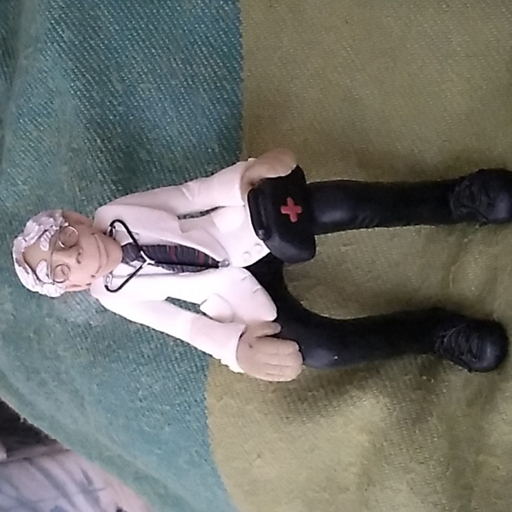 Diana Manning Shelf Sitter Limited Edition Doctor